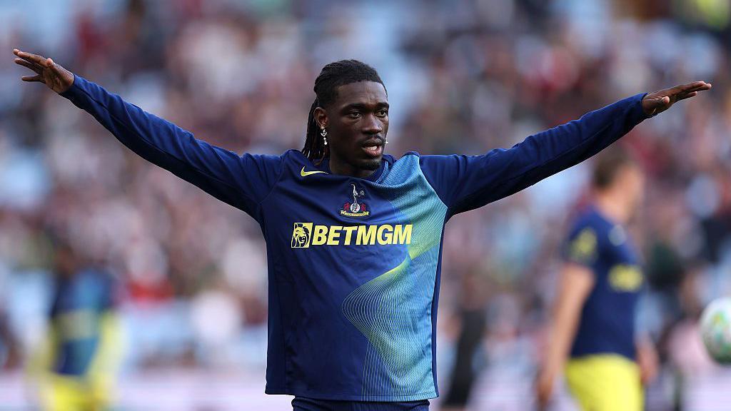 Bissouma Will Leave Tottenham While Davies Sees Bright Future With De Zerbi