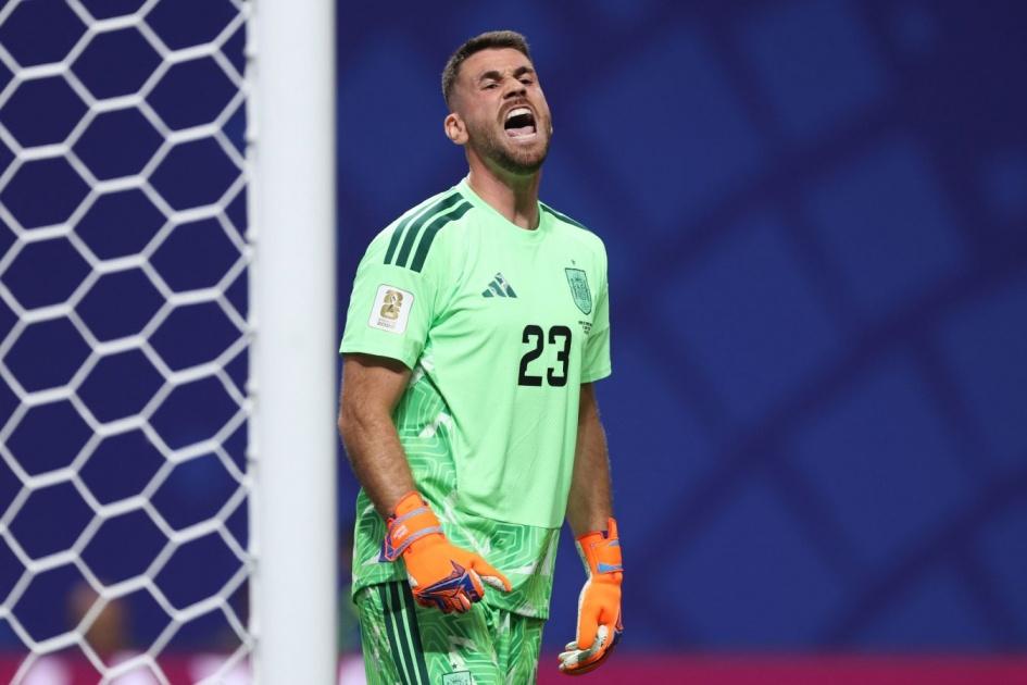 Unai Simon breaks Iker Casillas' World Cup record
